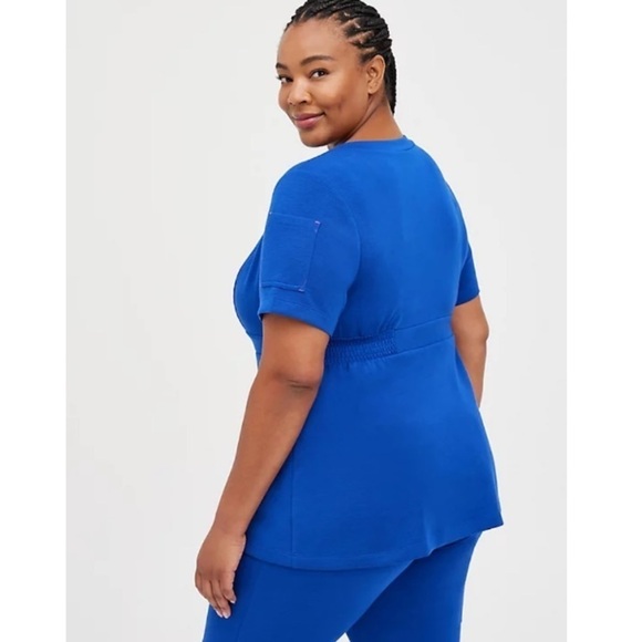 NWT TorridStrong Waistband Curpo Scrub Top In Blue - Picture 5 of 11